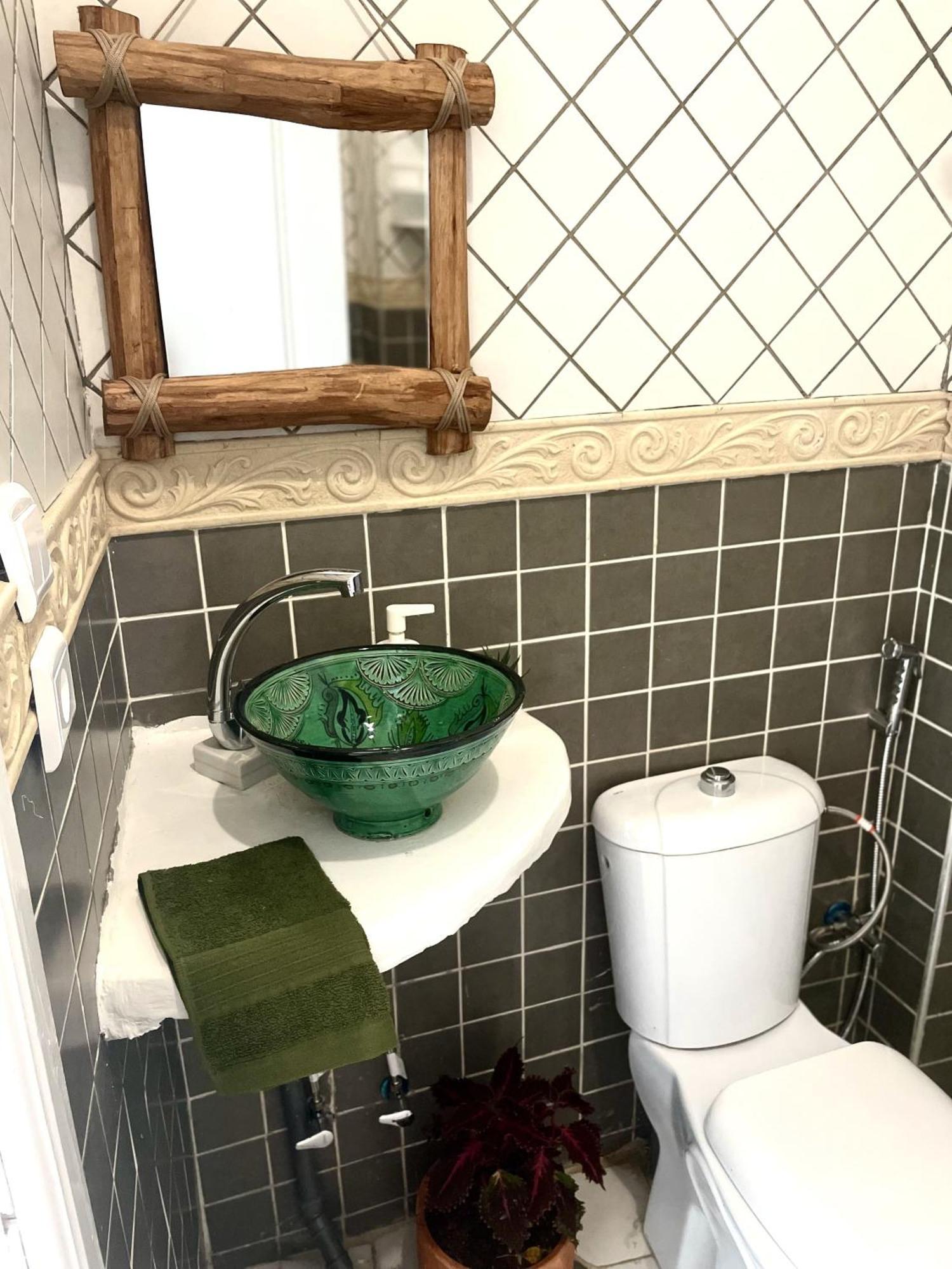 Dar Lahlou Lägenhet Tanger Exteriör bild